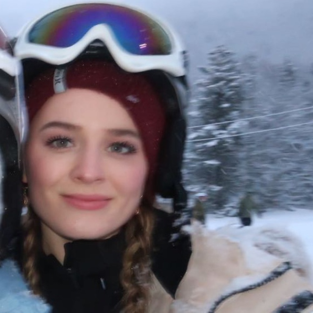 Meet your Posher, Madi